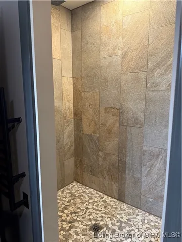 $499,900 | 1970 Clifty Drive, Madison, IN 47250