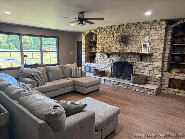 $499,900 | 1970 Clifty Drive, Madison, IN 47250