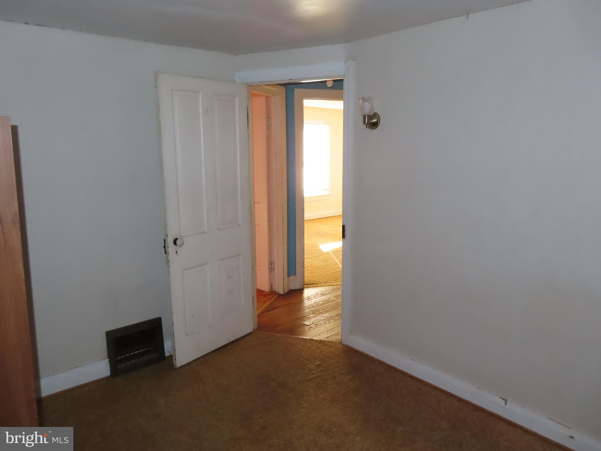 514 Locust Street Hanover, PA 17331 - Photo 12 of 29 Gallery Image 12