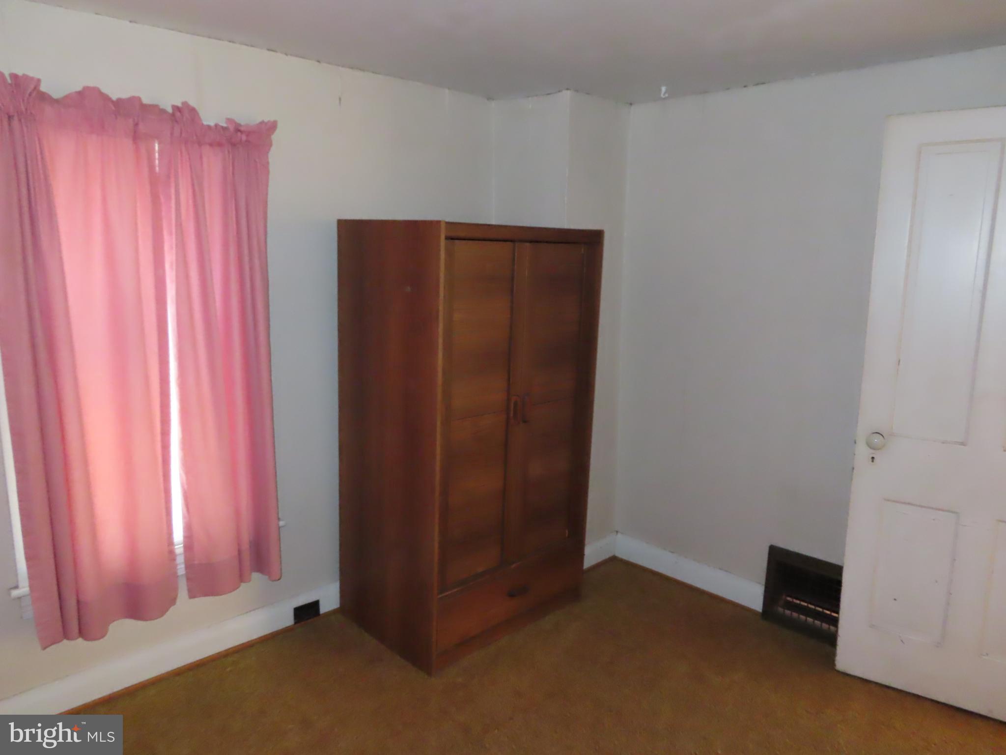 514 Locust Street Hanover, PA 17331 - Photo 13 of 29 Gallery Image 13