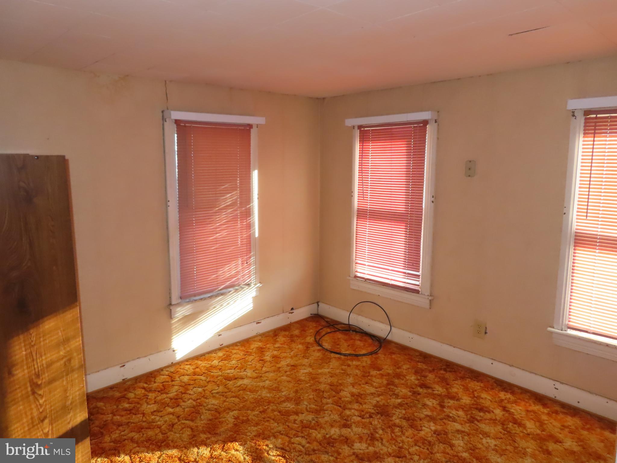 514 Locust Street Hanover, PA 17331 - Photo 9 of 29 Gallery Image 9