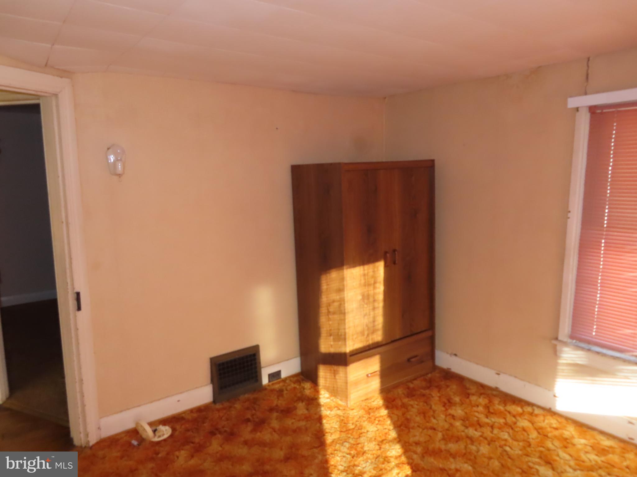 514 Locust Street Hanover, PA 17331 - Photo 10 of 29 Gallery Image 10