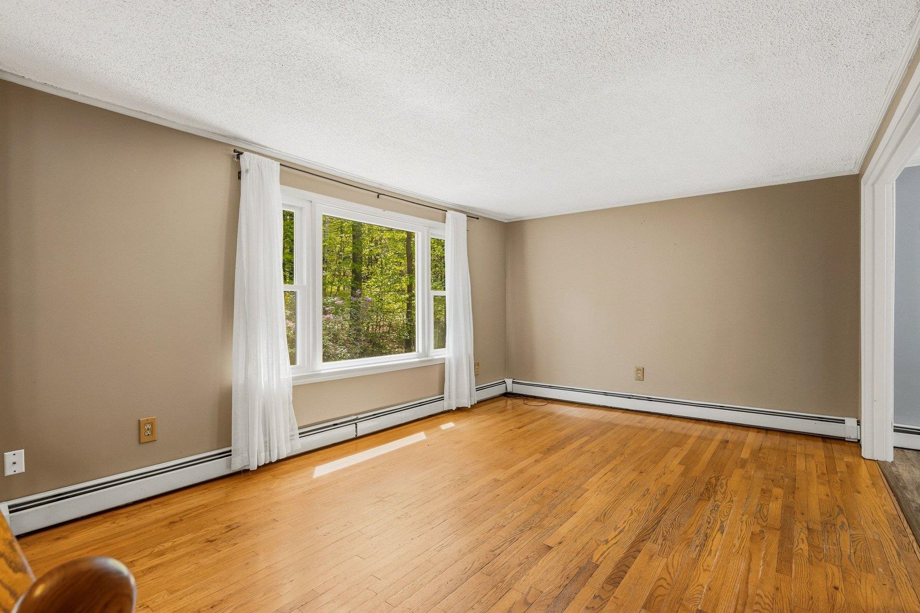 28 Beech Hill Road Exeter, NH 03833 - Photo 6 of 34