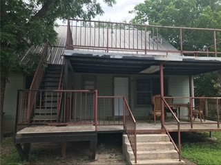 1017 West 3rd Street Taylor, TX 76574 - Photo 2 of 23