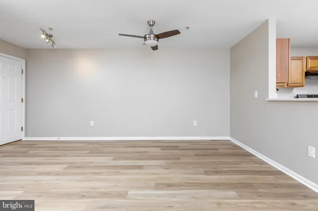 $2,300 | 117 Lionheart Lane, West Deptford, NJ 08086