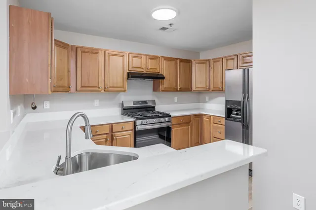 $2,300 | 117 Lionheart Lane, West Deptford, NJ 08086