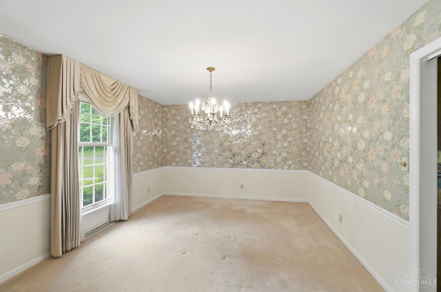 4 Beechurst Woods Road Cincinnati, OH 45233 - Photo 9 of 67 Gallery Image 9