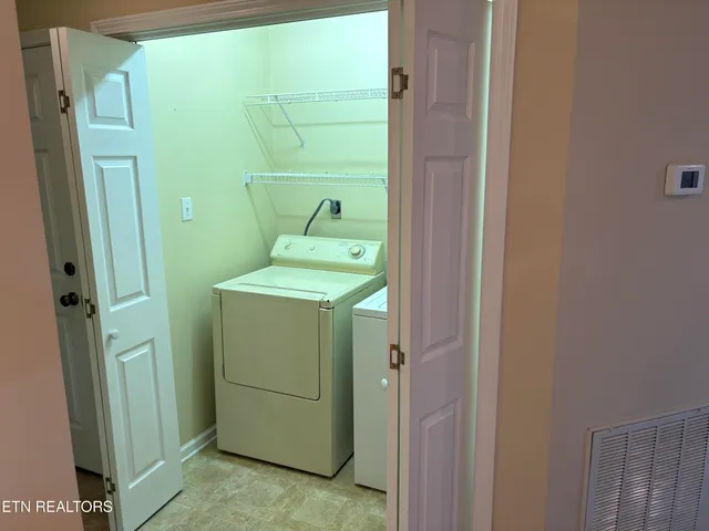 $410,000 | 232 Country Run Circle, Unit 3, Powell, TN 37849