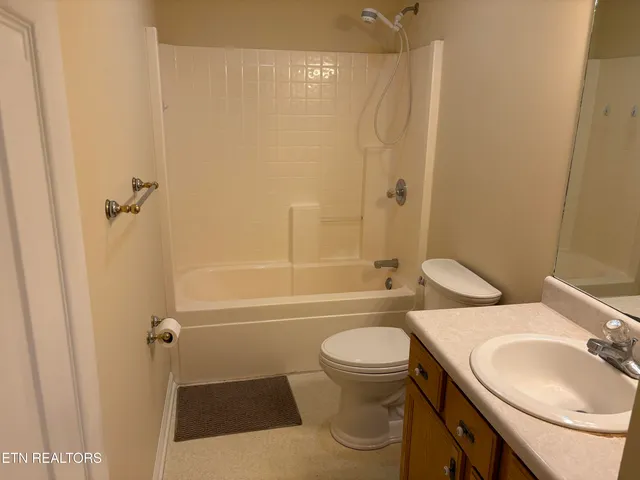 $410,000 | 232 Country Run Circle, Unit 3, Powell, TN 37849