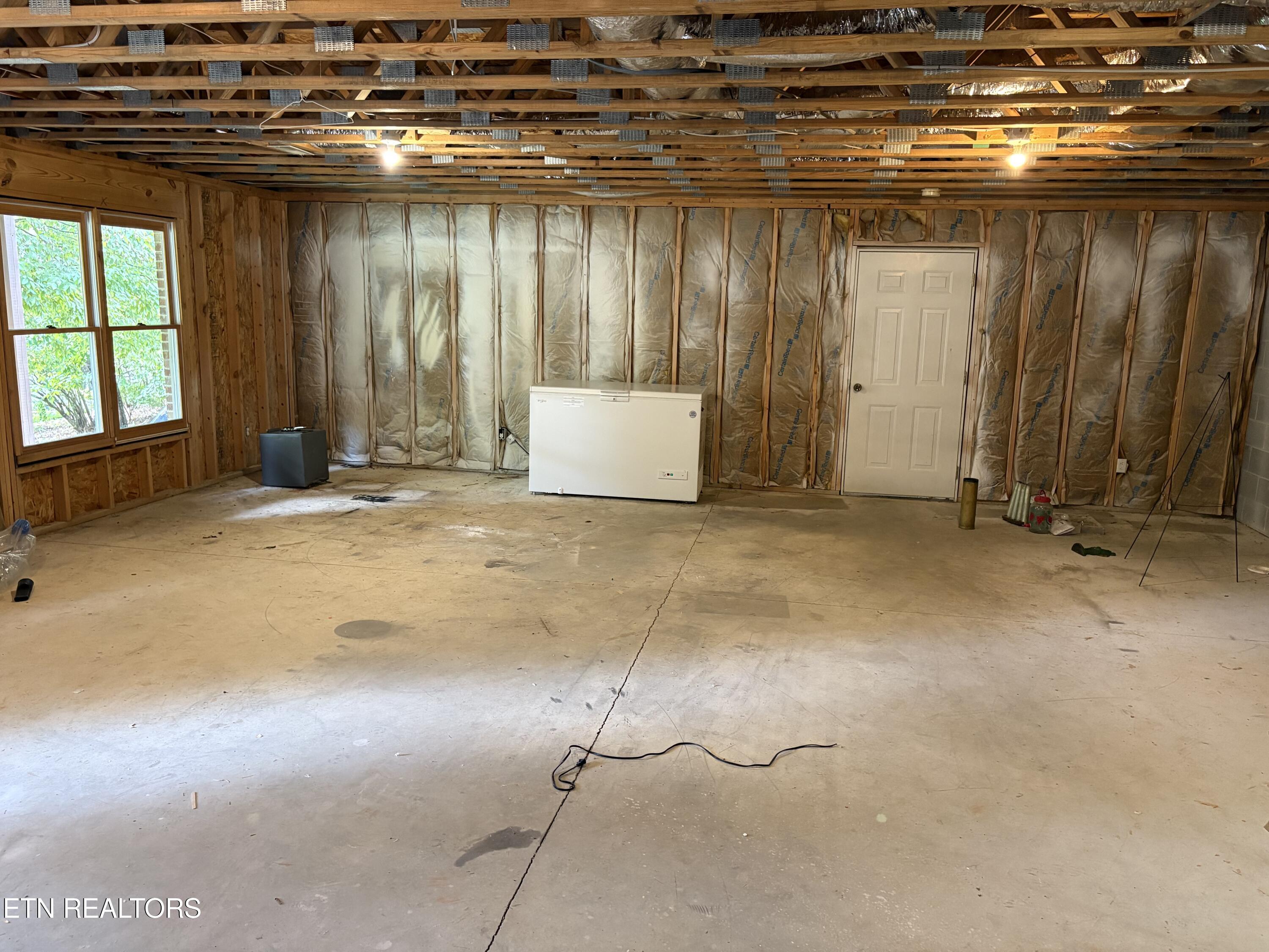 232 Country Run Circle, Unit 3 Powell, TN 37849 - Photo 23 of 29 2025-09-26 11.28.47