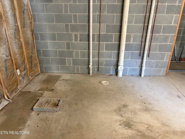 $410,000 | 232 Country Run Circle, Unit 3, Powell, TN 37849