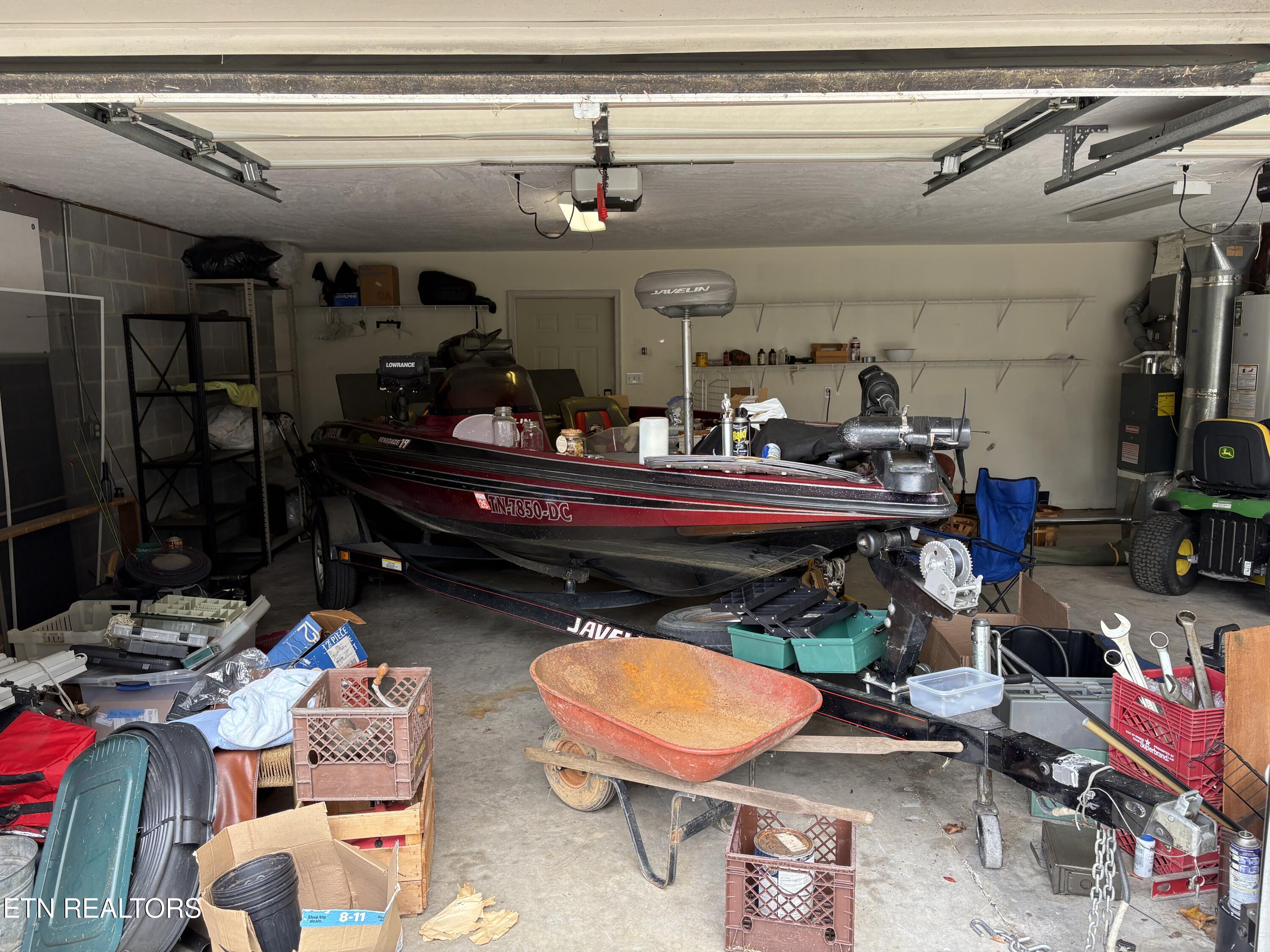 232 Country Run Circle, Unit 3 Powell, TN 37849 - Photo 27 of 29 2025-09-26 11.30.38