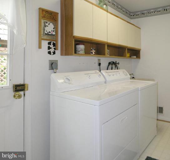 10800 Hunt Club Road Reston, VA 20190 - Photo 8 of 18 Laundry Area 1