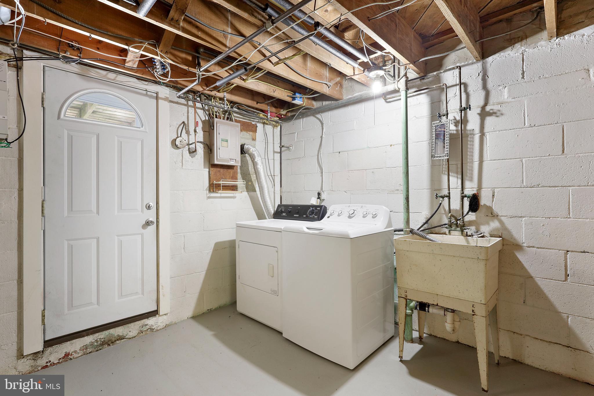 8659 Oak Road Baltimore, MD 21234 - Photo 36 of 50 Basement Laundry & Storage
