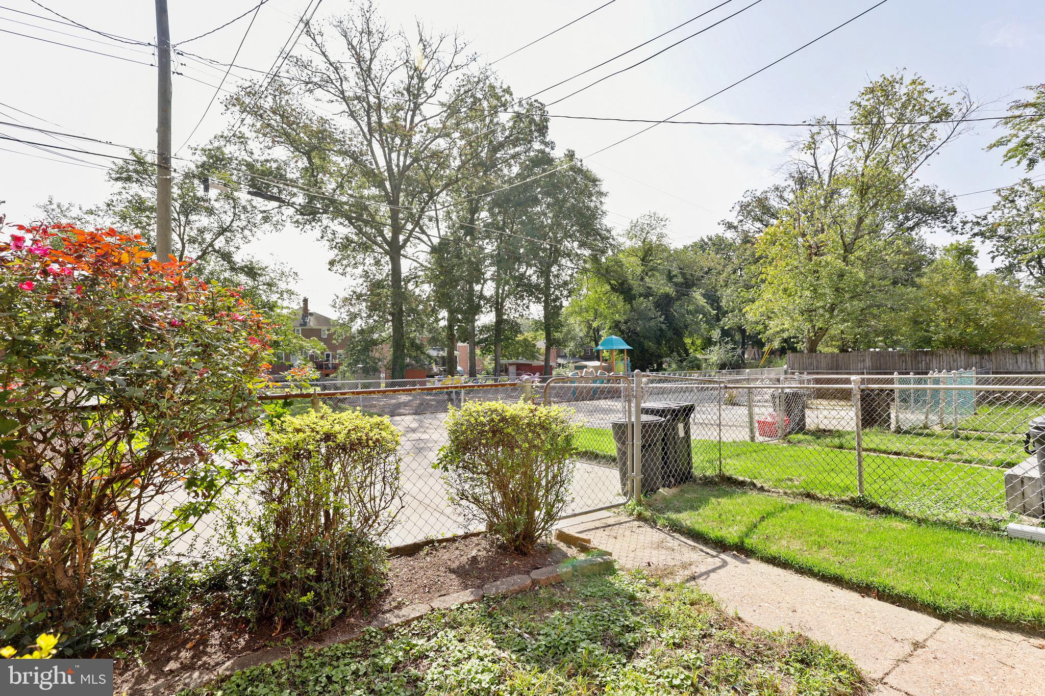 8659 Oak Road Baltimore, MD 21234 - Photo 40 of 50 Rear Fenced Yard