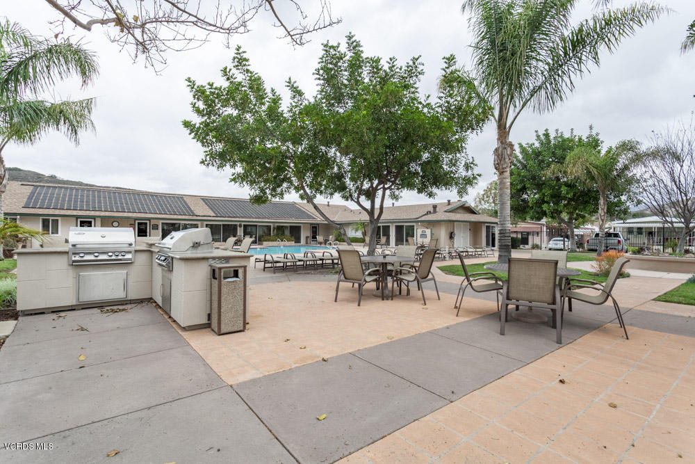 195 Tierra Rejada Road, Unit 15 Simi Valley, CA 93065 - Photo 20 of 28 TierraRejada_Low-11