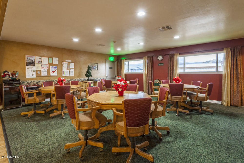 195 Tierra Rejada Road, Unit 15 Simi Valley, CA 93065 - Photo 22 of 28 TierraRejada_Low-13