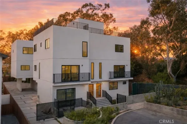 $615,000 | 2517 Alsace Avenue, Unit 1/2, Los Angeles, CA 90016