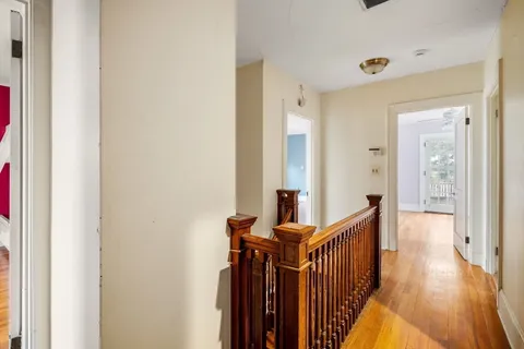 $1,275,000 | 10 Stoneleigh Circle, Watertown, MA 02472