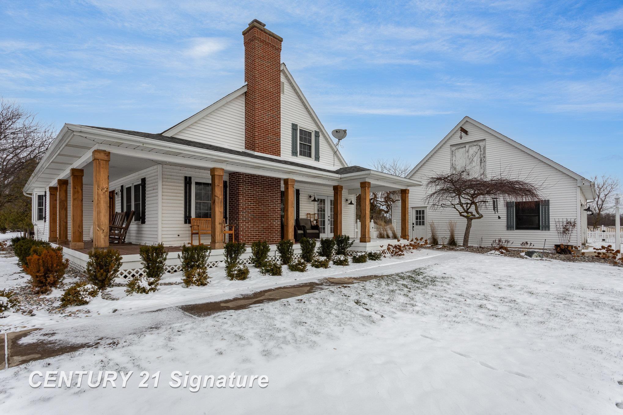 4644 Curve Road Freeland, MI 48623 - Photo 3 of 64