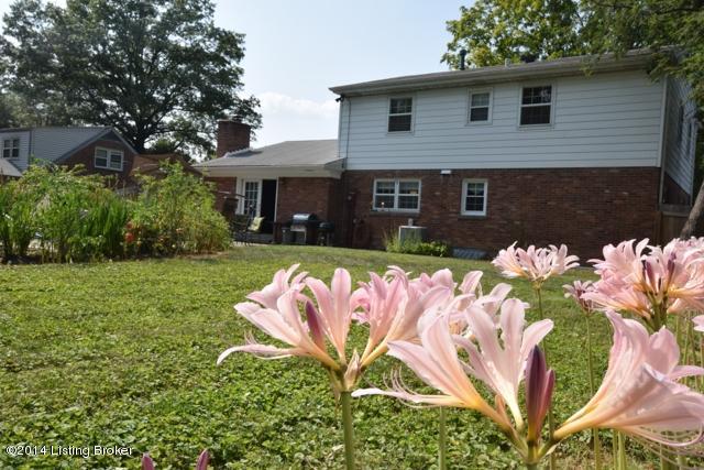 9002 Cardiff Road Louisville, KY 40242 - Photo 23 of 48 9002 Cardiff -23