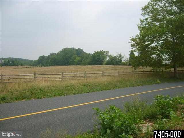 610 Swift Run Road, Unit 2 Gettysburg, PA 17325 - Photo 1 of 1