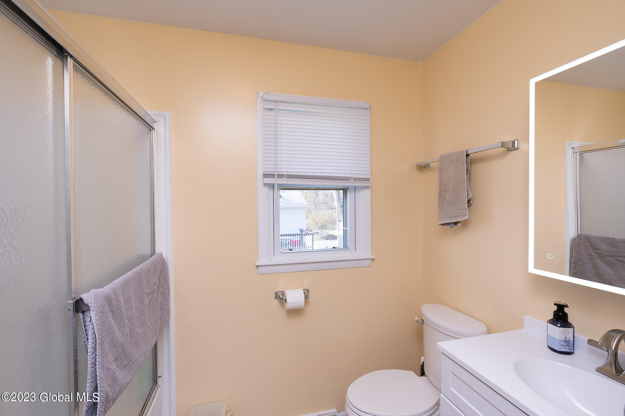 235 Starr Avenue Schenectady, NY 12304 - Photo 15 of 33 024-235-Starr-Ave
