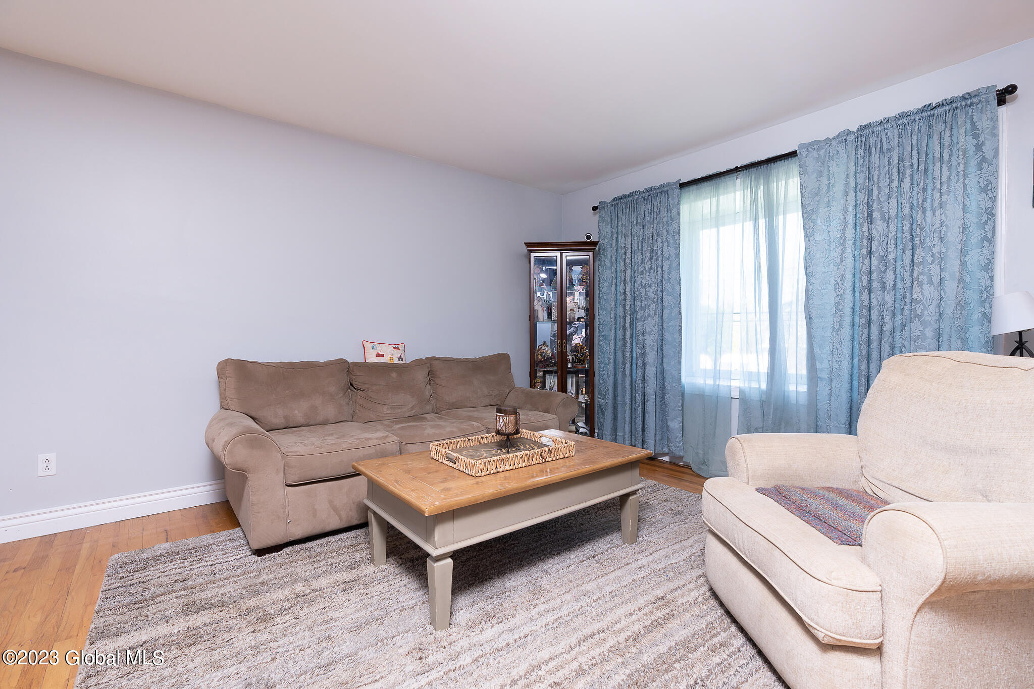 235 Starr Avenue Schenectady, NY 12304 - Photo 5 of 33 006-235-Starr-Ave