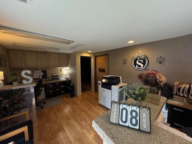 1660 Universal Road Columbus, OH 43207 - Photo 10 of 23 thumbnail_IMG_0101
