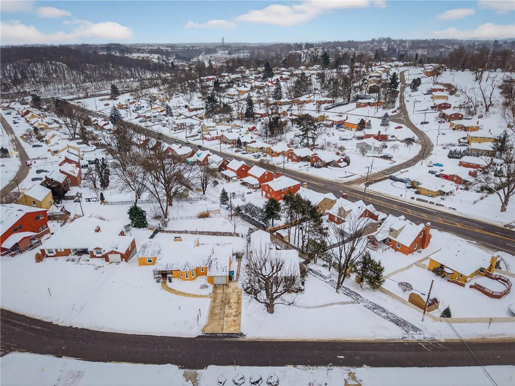 4241 Greenridge Road Pittsburgh, PA 15234 - Photo 47 of 50 an aerial view of residential houses with outdoor space