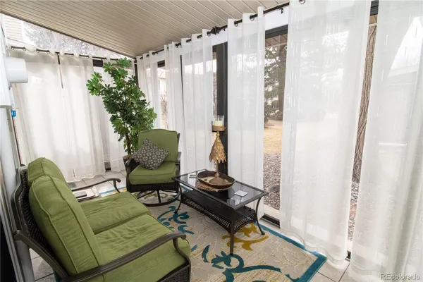$412,500 | 2752 South Heather Gardens Way, Unit 13, Aurora, CO 80014