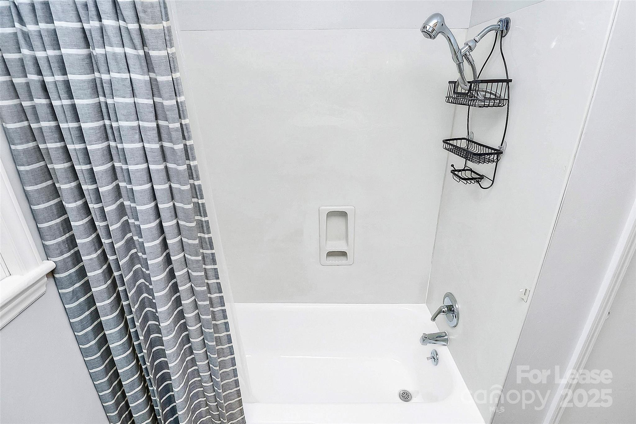 3685 Old Salisbury-Concord Road Concord, NC 28025 - Photo 23 of 33 a bathroom with a bathtub
