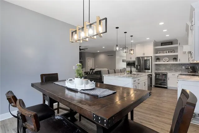 $889,000 | 816 Eve Orchid Drive, Greenwood, MO 64034