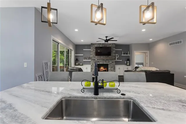 $889,000 | 816 Eve Orchid Drive, Greenwood, MO 64034