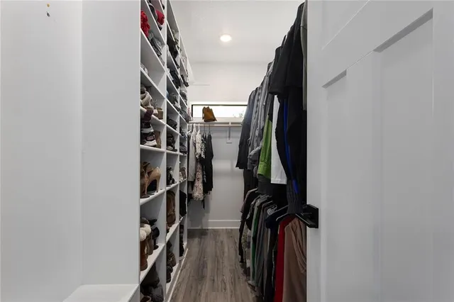 $889,000 | 816 Eve Orchid Drive, Greenwood, MO 64034