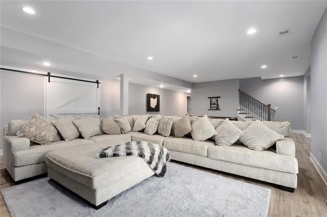 $889,000 | 816 Eve Orchid Drive, Greenwood, MO 64034