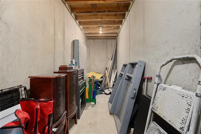 $889,000 | 816 Eve Orchid Drive, Greenwood, MO 64034