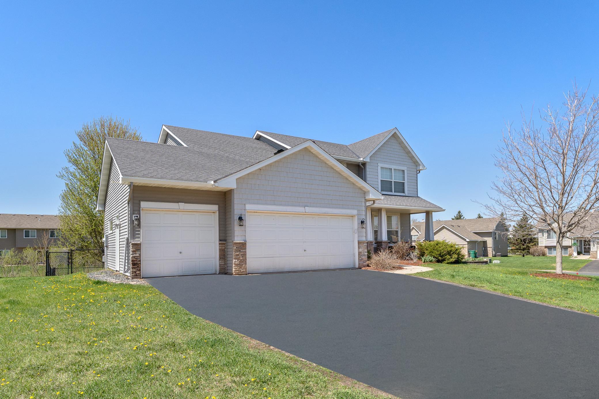 924 Ivy Hills Road Belle Plaine, MN 56011 - Photo 3 of 39