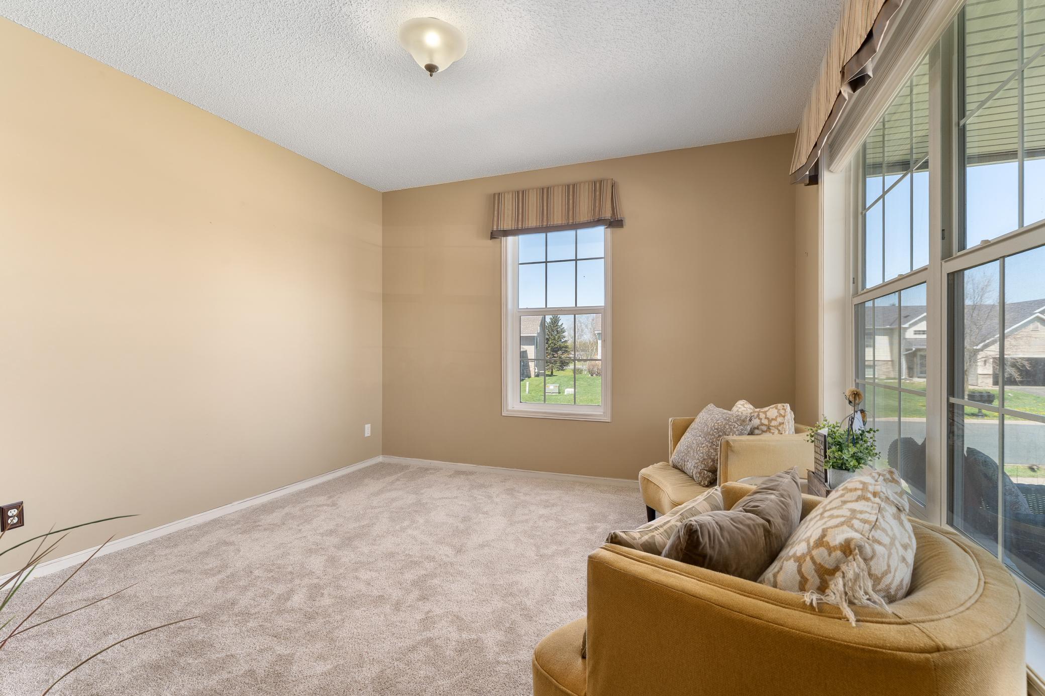 924 Ivy Hills Road Belle Plaine, MN 56011 - Photo 6 of 39