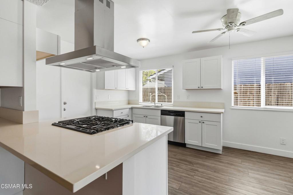 5735 Katherine Street Simi Valley, CA 93063 - Photo 1 of 30