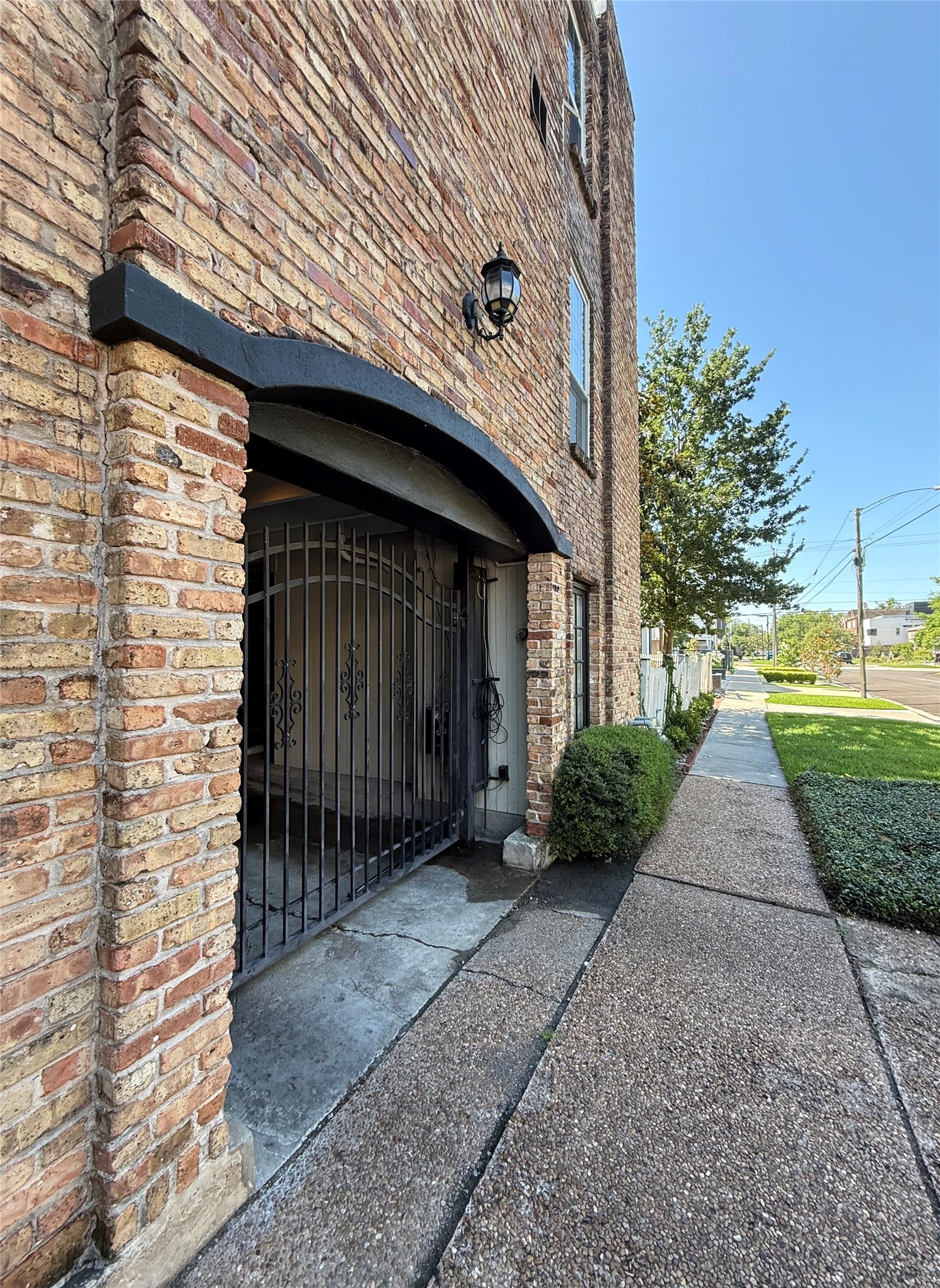 1909 Brun Street, Unit 4 Houston, TX 77019 - Photo 48 of 50