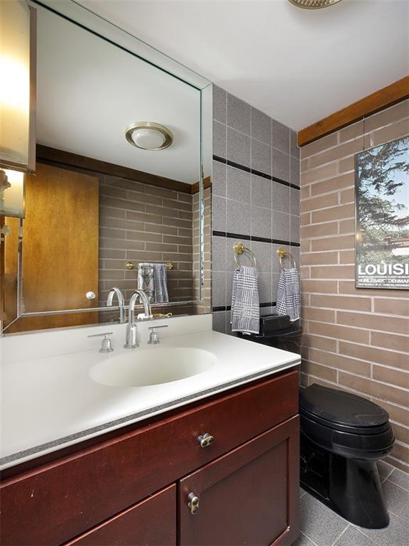 400 Midway Road Pittsburgh, PA 15216 - Photo 9 of 25 Gallery Image 9