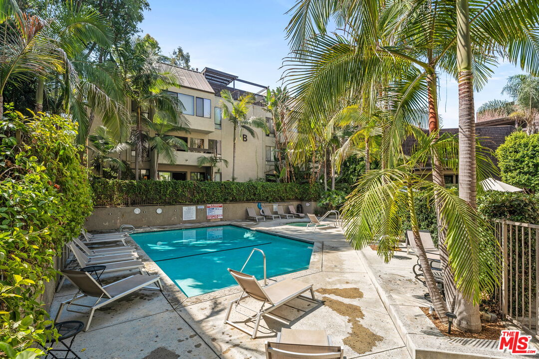 950 North Kings Road, Unit 233 West Hollywood, CA 90069 - Photo 15 of 18