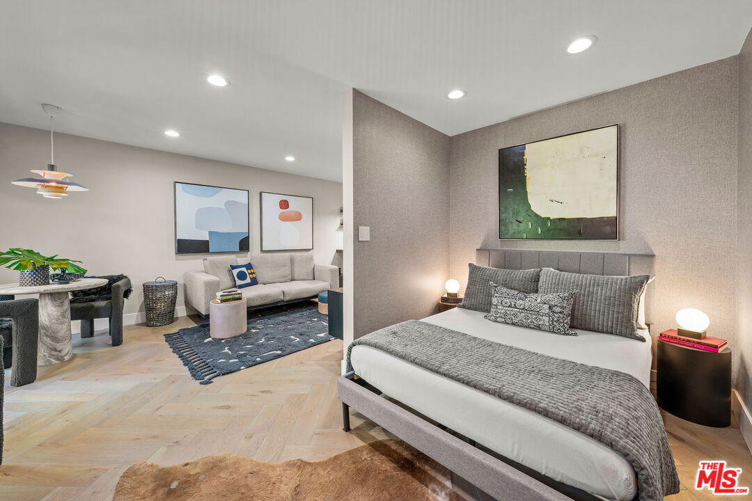 950 North Kings Road, Unit 233 West Hollywood, CA 90069 - Photo 7 of 18