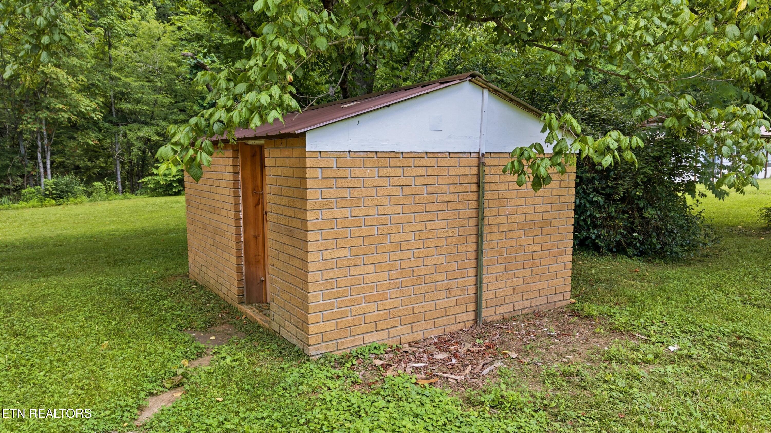 4124 Big Creek Road Hartford, TN 37753 - Photo 34 of 50 035-4124BigCreekRoad-Hartford-TN-37753-S