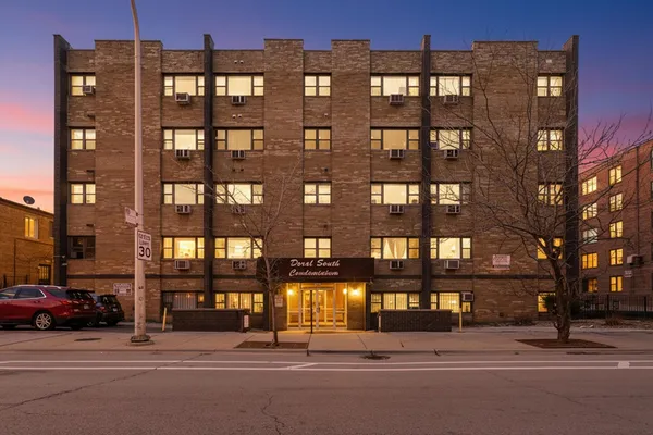 $55,000 | 7854 South South Shore Drive, Unit 306, Chicago, IL 60649