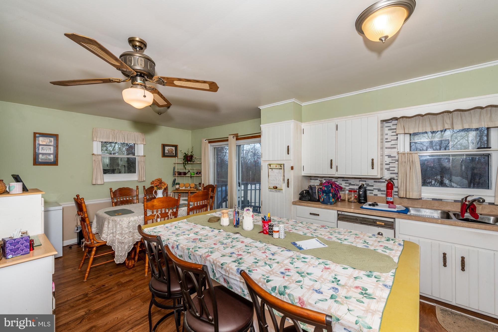 180 Wollups Hill Road Denver, PA 17517 - Photo 7 of 23 Kitchen