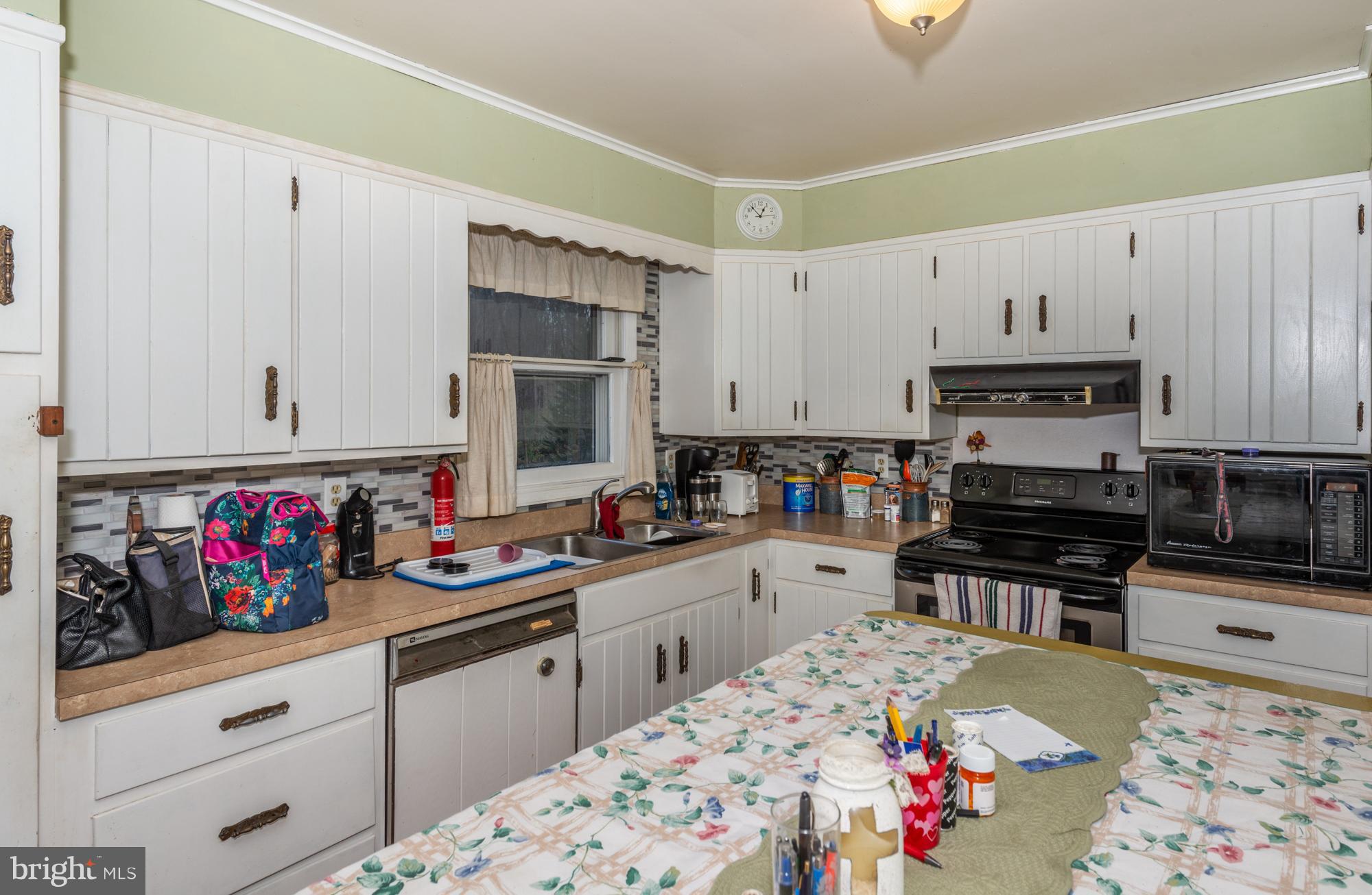 180 Wollups Hill Road Denver, PA 17517 - Photo 8 of 23 V2