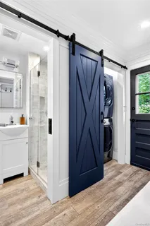 $1,599,000 | 7 Merillon Avenue, Garden City, NY 11530