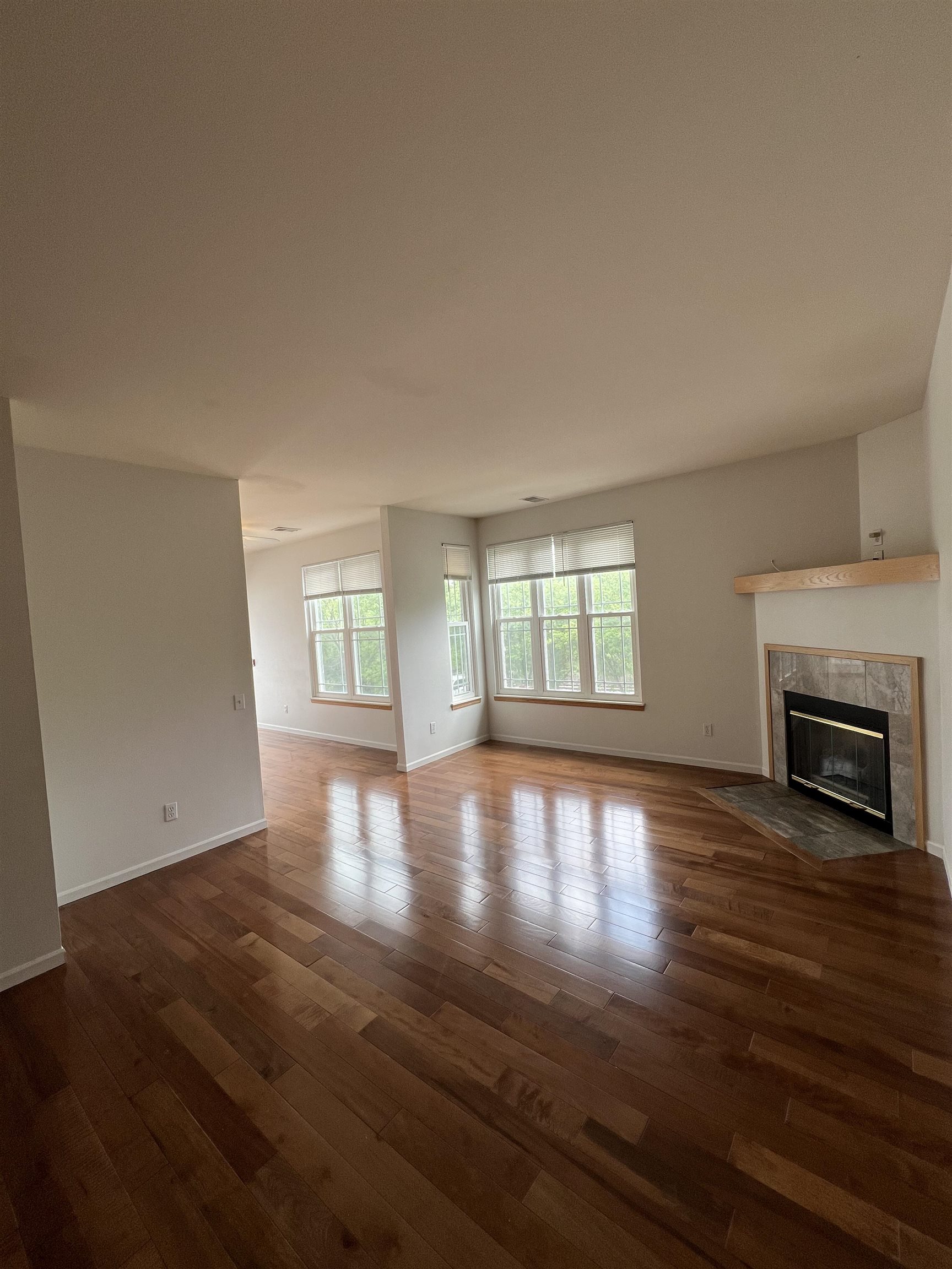 6649 Windsor Commons Avenue Windsor, WI 53598 - Photo 2 of 38